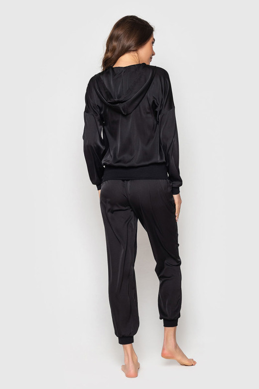 Женский шелковый костюм German Volf: джоггеры и кофта