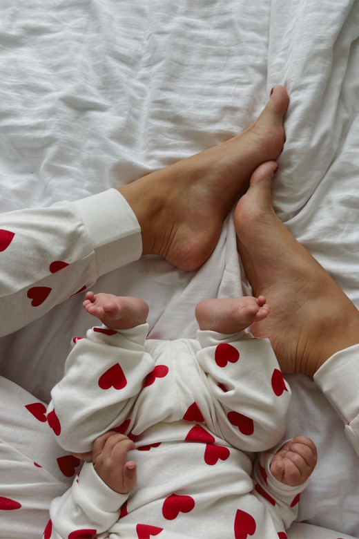 Пижама детская реглан и брюки, принт красное сердечко