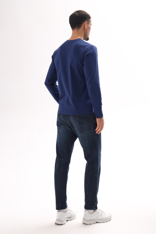 Мужской лонгслив из мягкого трикотажа с планкой поло на пуговицах у горловины от German Volf