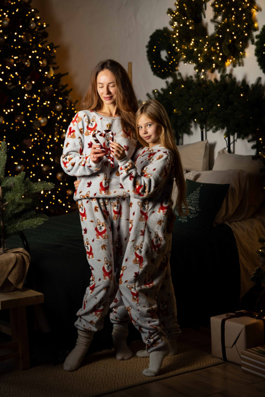 Піжамний костюм жіночий домашній з велсофту, принт коргі Піжамний костюм жіночий домашній з велсофту, принт коргі