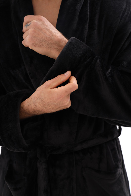 Мужской халат из велсофта — теплый, мягкий и комфортный для дома