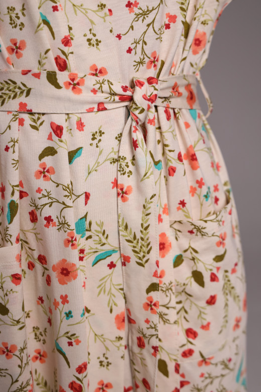 Лёгкий женский халат в стиле прованс с цветочным узором German Volf