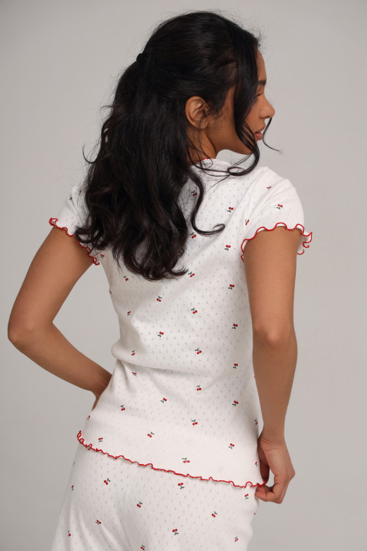 Футболка для сну з колекції "MY cherry" з принтом вишень та червоним кантом від German Volf