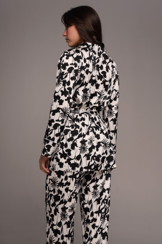 Женский шелковый домашний костюм с кофтой на пуговицах и штанами "Луиза", черный с белым