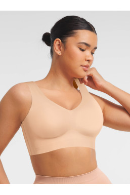Підтримуючий бюстгальтер-топ із вбудованими чашками, нюдовий