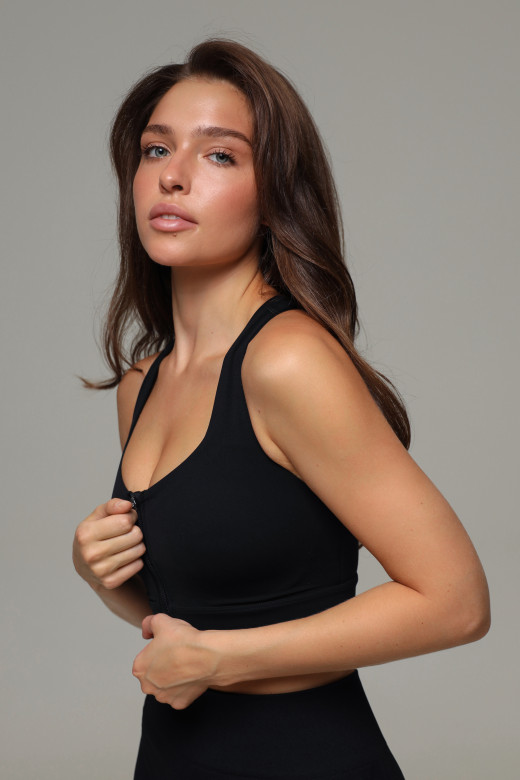 Спортивний топ GV Sport High Support для великих грудей з регульованою посадкою, чорний Спортивний топ GV Sport High Support для великих грудей з регульованою посадкою, чорний